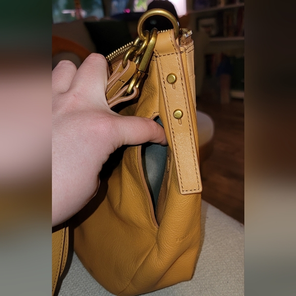 Fossil Crossbody Satchel - Picture 2 of 8